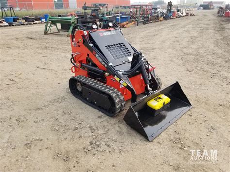 agt mini skid steer stand